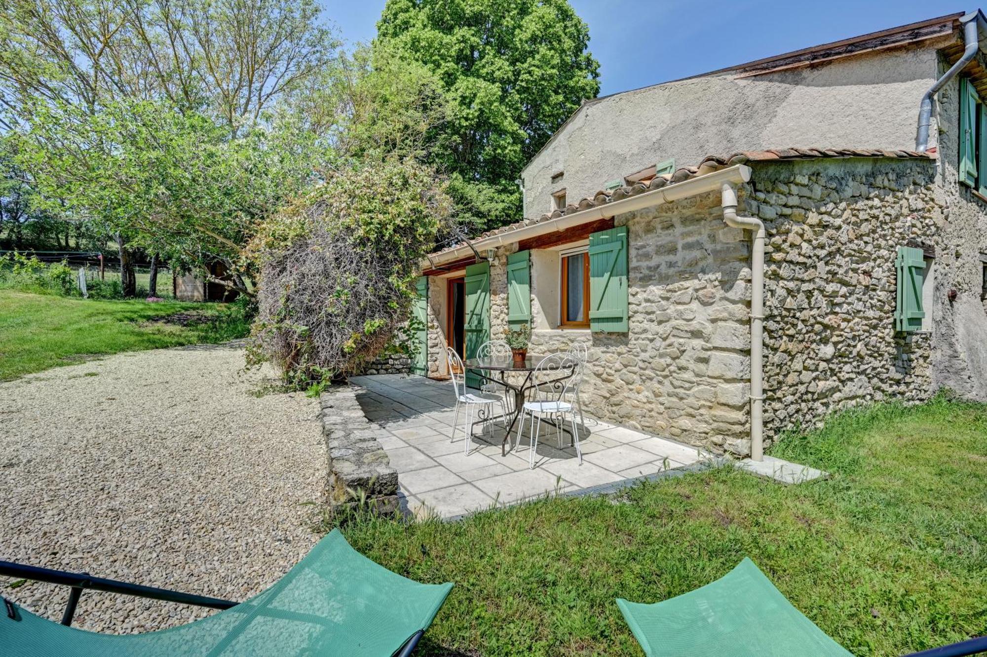 Domaine Bellavigne Gites Et Spa Forcalquier Exterior foto